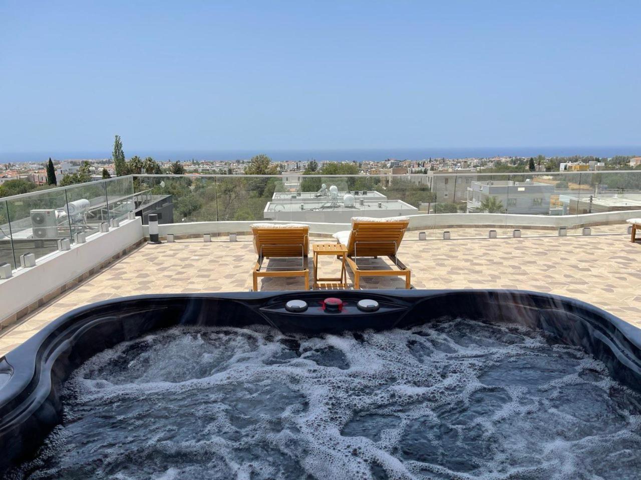 Arf Apartments - With Jacuzzi At The Complex Emba Bagian luar foto
